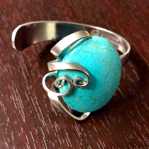 Tramontina Brazil 732fork bracelet/turquoise stone